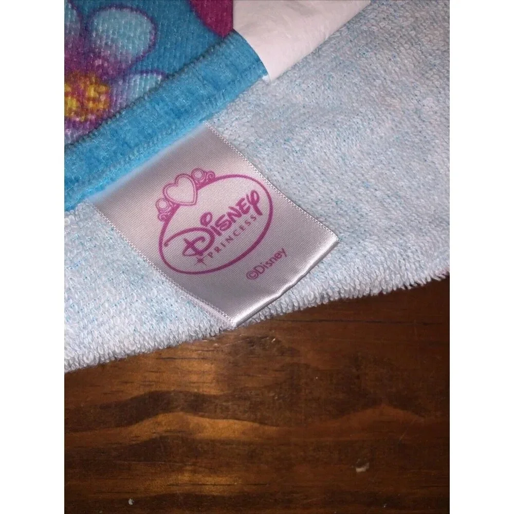 Rare Disney LITTLE MERMAID Beach‎ Pool TOWEL EUC